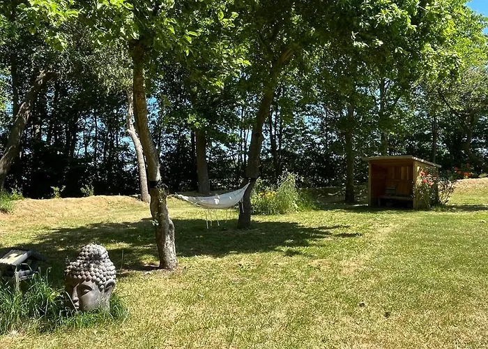 בית הארחה Alte Schule Niebüll